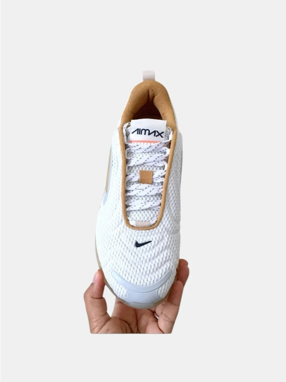Nike Air Max 720 Pale Vanilla Size 7 Men / 8.5 Women